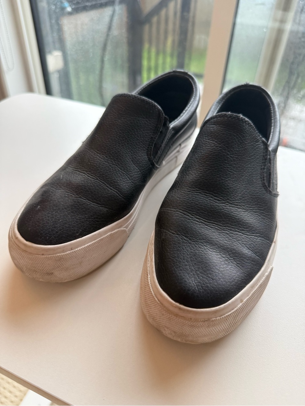 HUANQIU Black Faux Leather Slip On Platform Sneakers Size 8.5